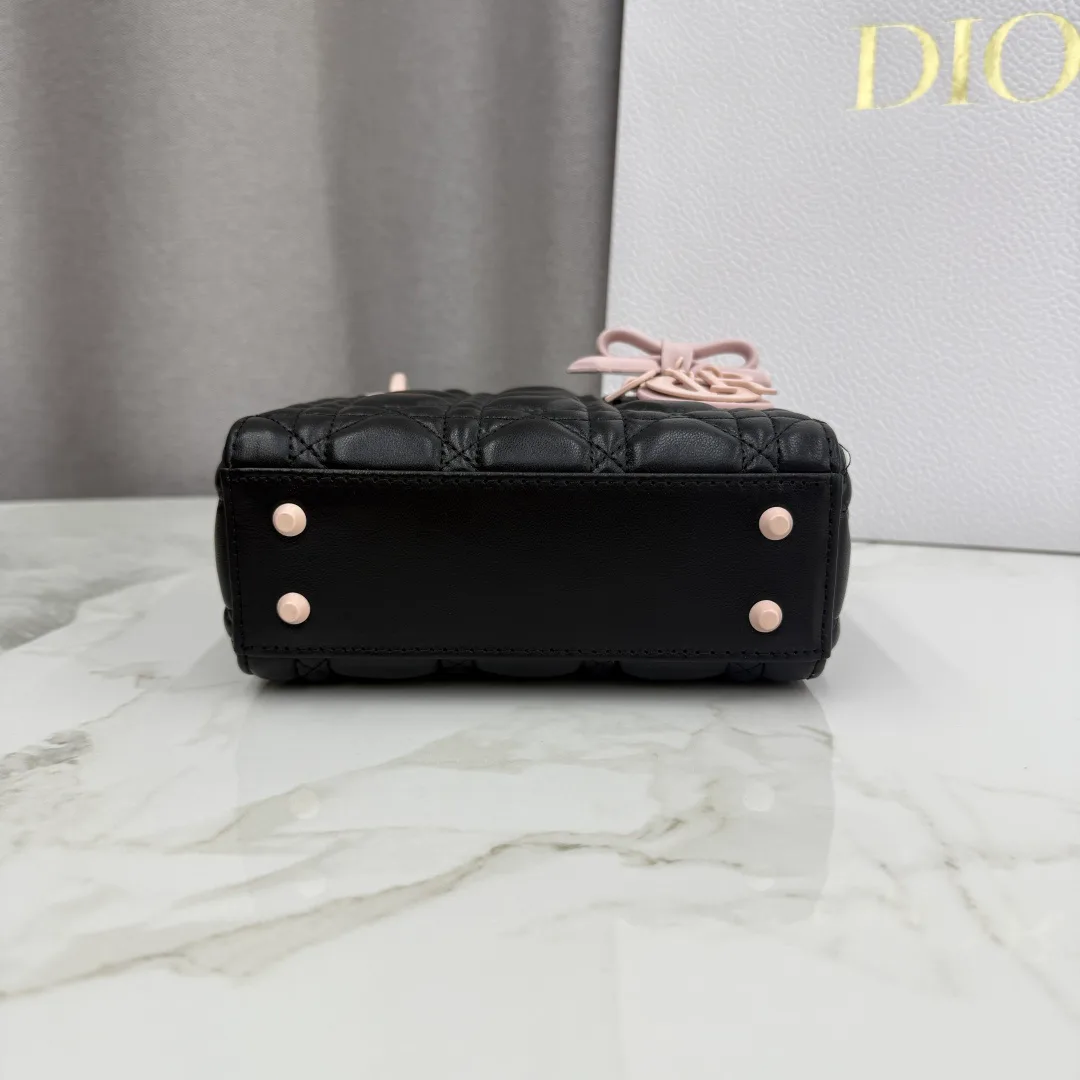 Women's Classic Handbags CHRISTIAN DIOR 17463949