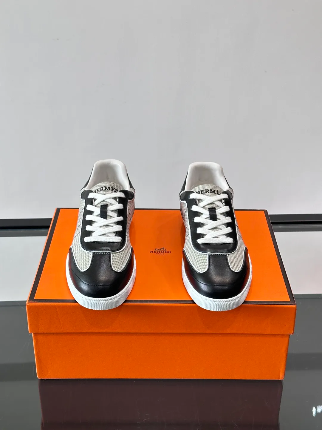 Men's Sneakers HERMES 18102931