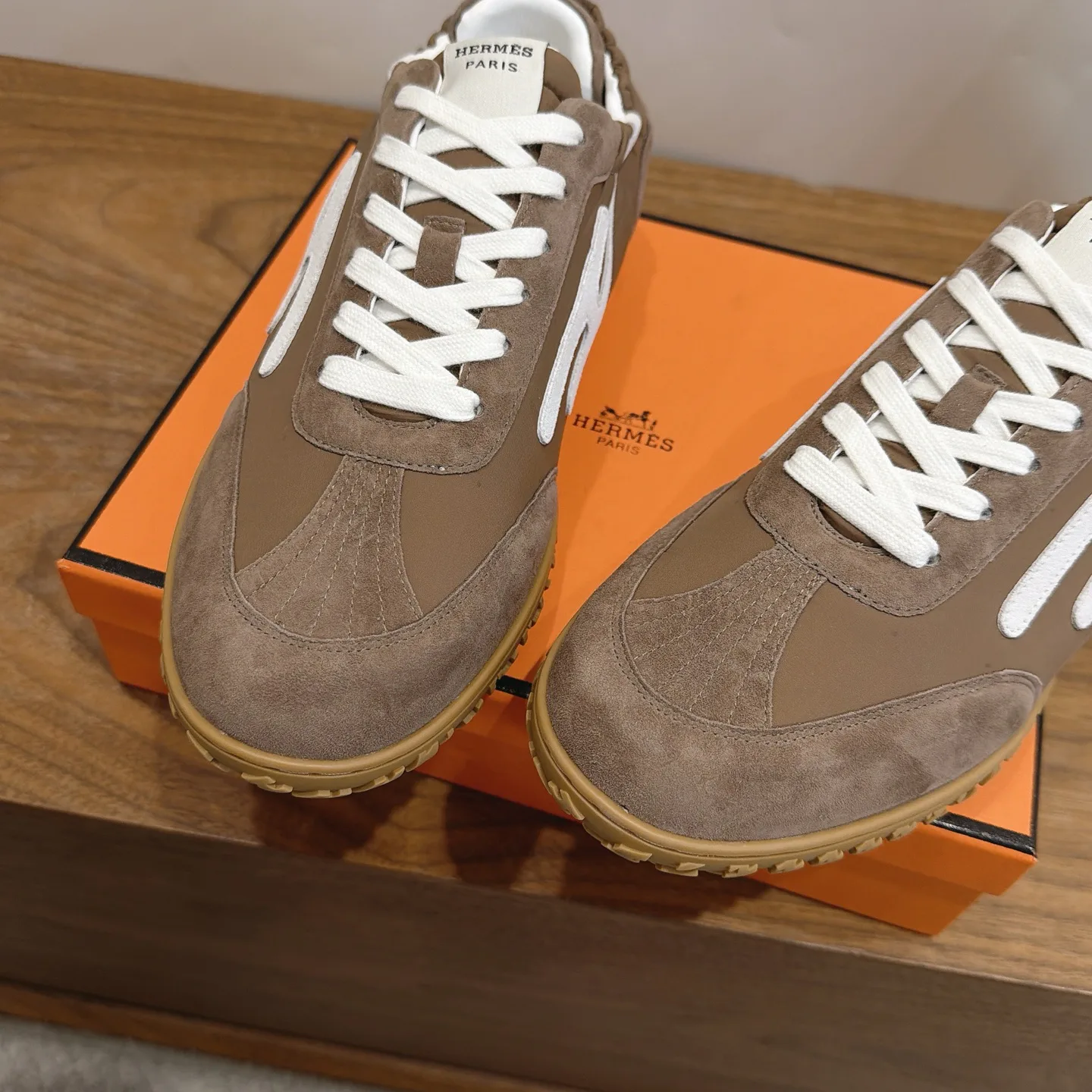 Women's Sneakers HERMES 18230838