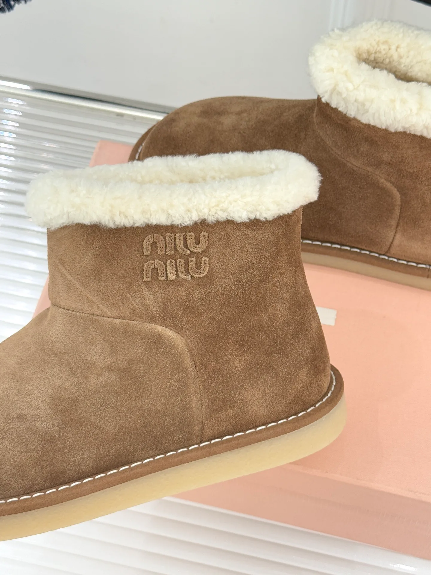 Women's Ugg Boots MIU MIU 18036317