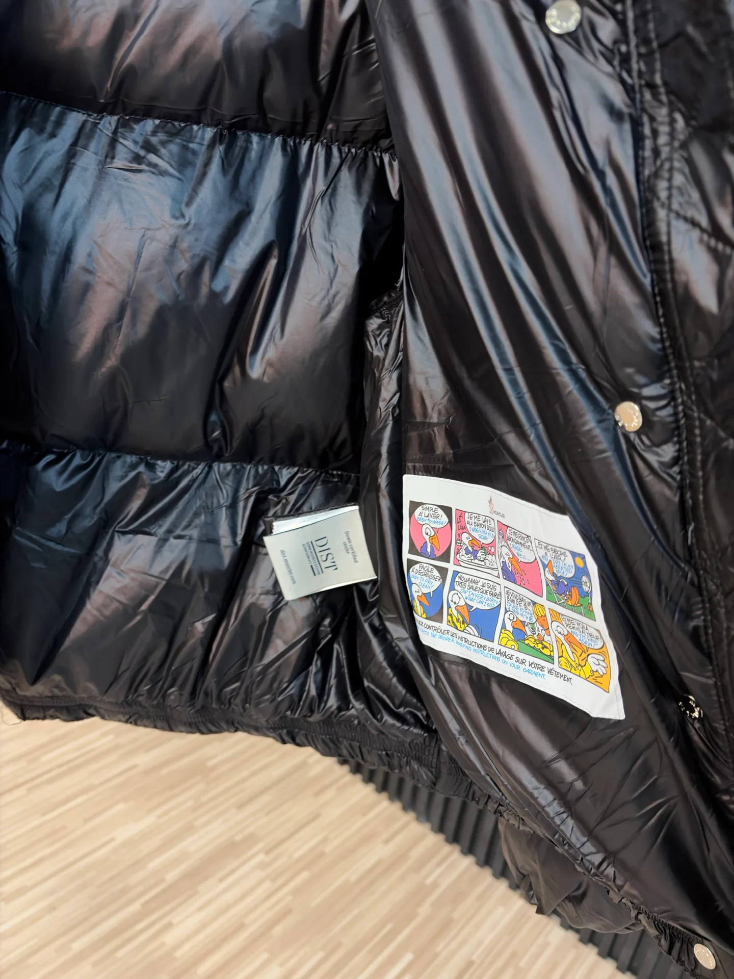 Men's Jackets And Down Jackets MONCLER 18434686