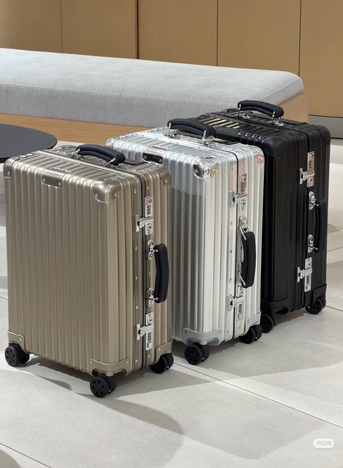 Suitcases RIMOWA 18462382