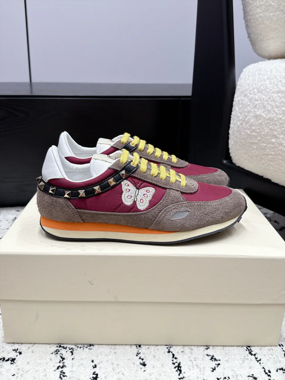 Women's Sneakers VALENTINO 17881050