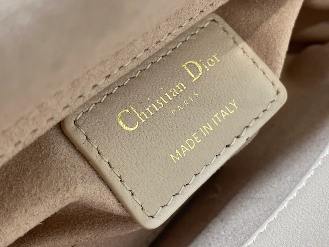 Women's Classic Handbags CHRISTIAN DIOR 17770403