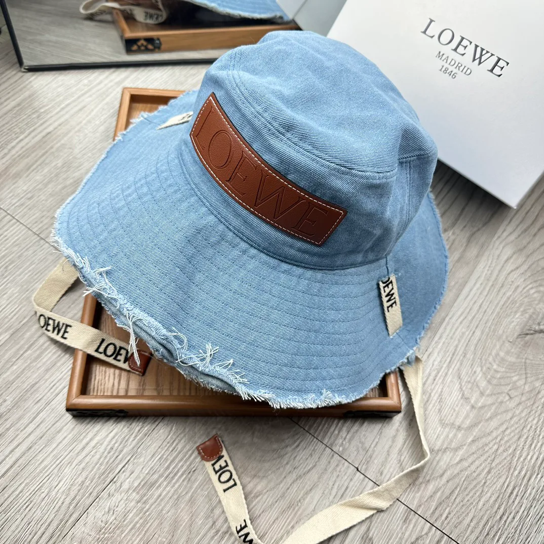 Hats LOEWE 17604778
