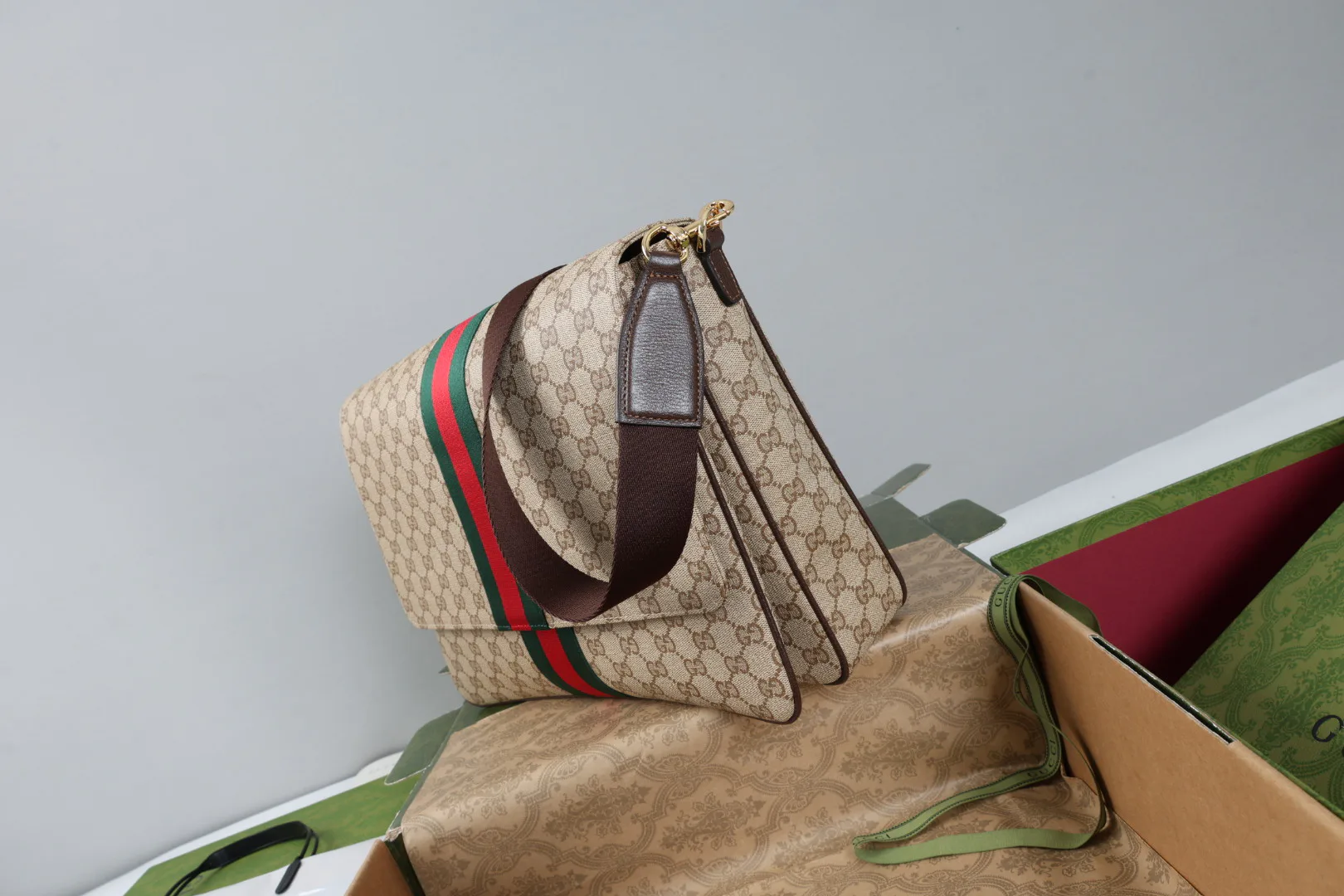 Women's Classic Handbags GUCCI 18065488