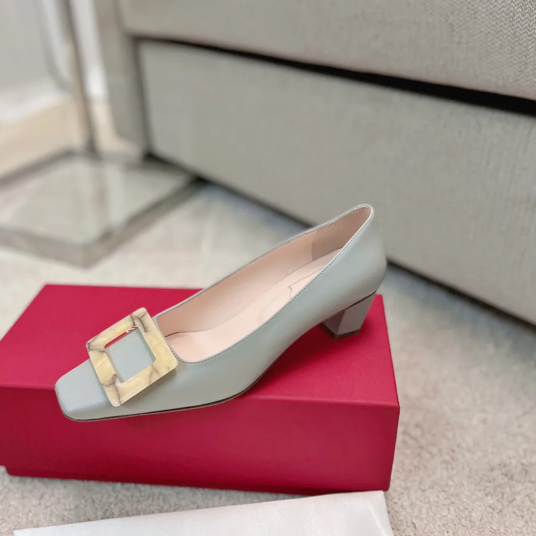 Women's Heels ROGER VIVIER 17550736