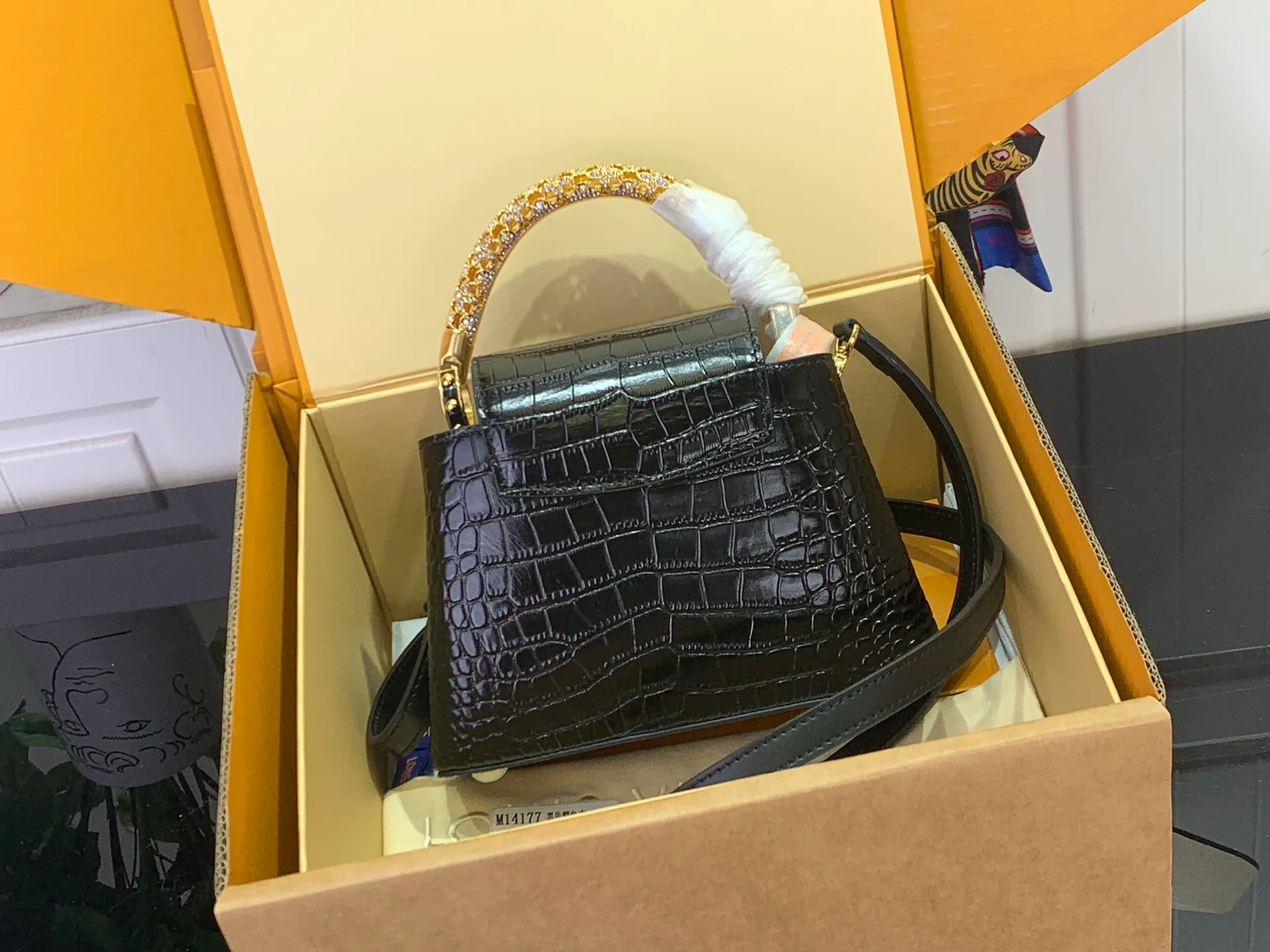 Women's Classic Handbags LOUIS VUITTON 17796555