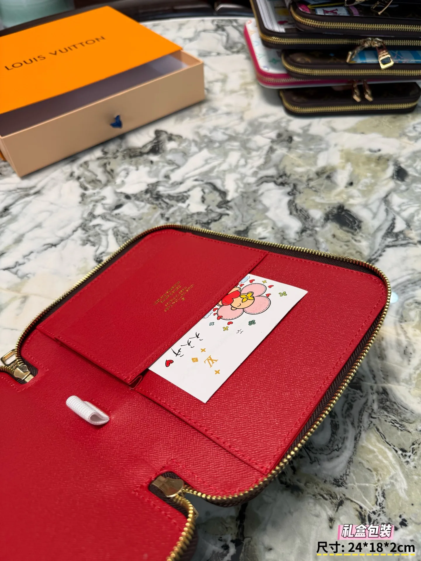 Women's Clutches LOUIS VUITTON 18013760