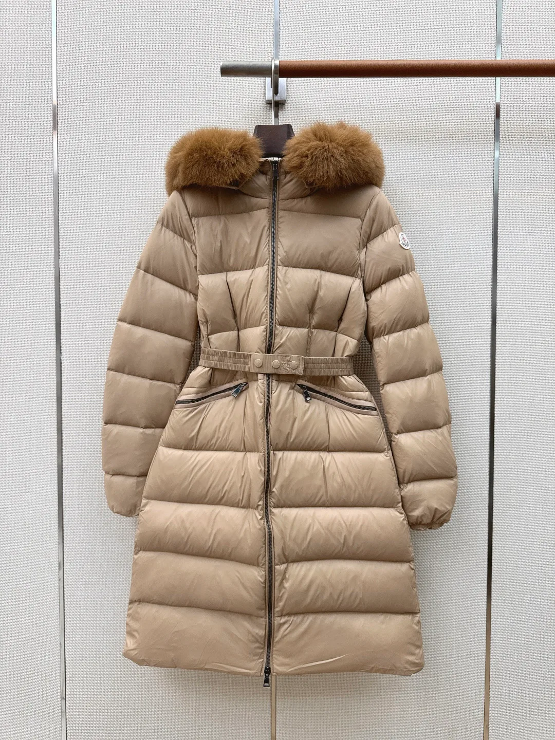 Women's Jackets And Down Jackets MONCLER 19572761