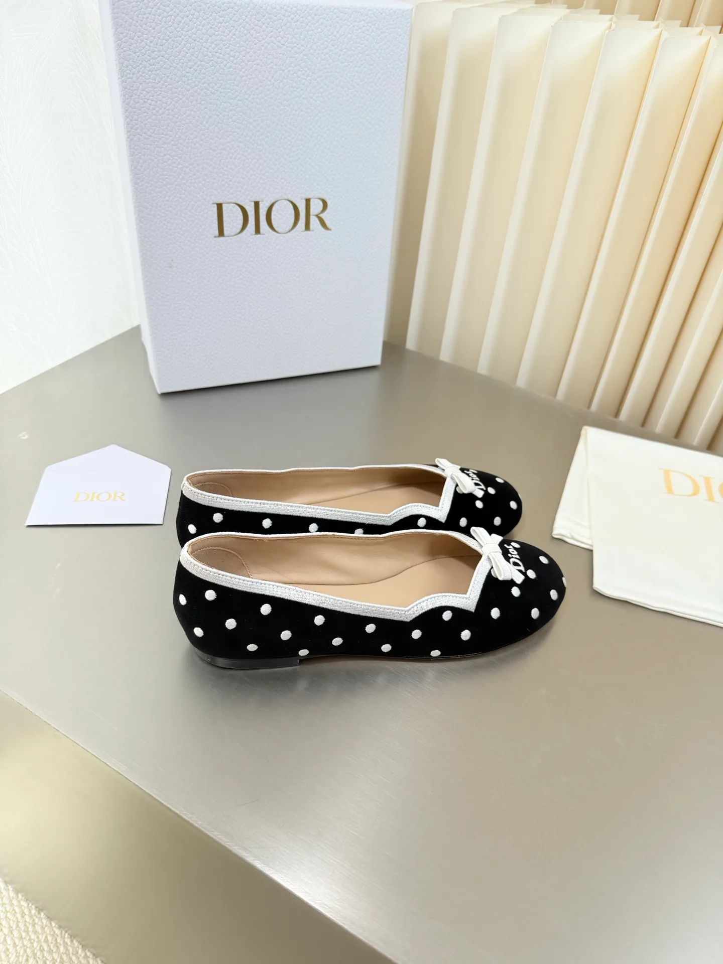Women's Ballet Flats CHRISTIAN DIOR 18083074