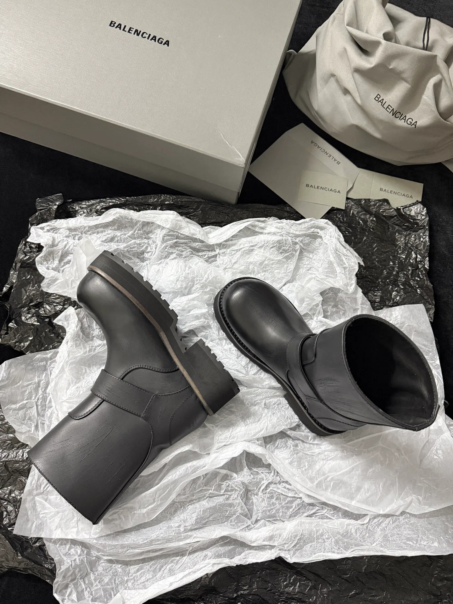 Women's Ankle Boots BALENCIAGA 17774660