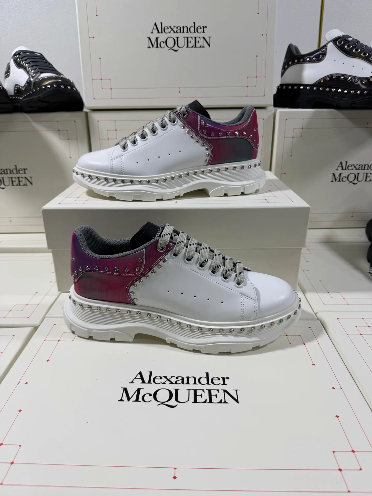 Women's Sneakers ALEXANDER MCQUEEN 18465103