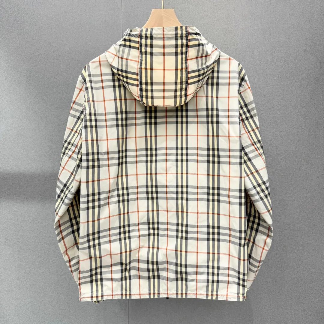 Men's Jackets And Down Jackets BURBERRY 18480315