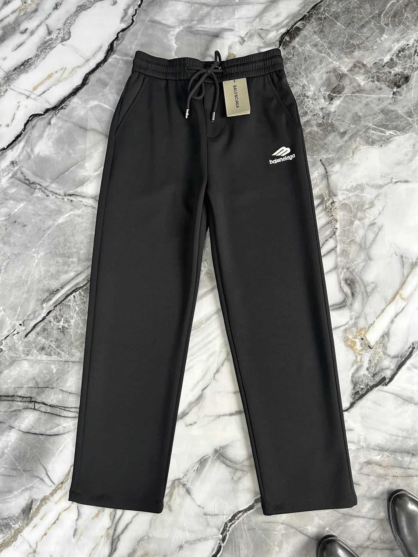 Men's Trousers BALENCIAGA 17642136