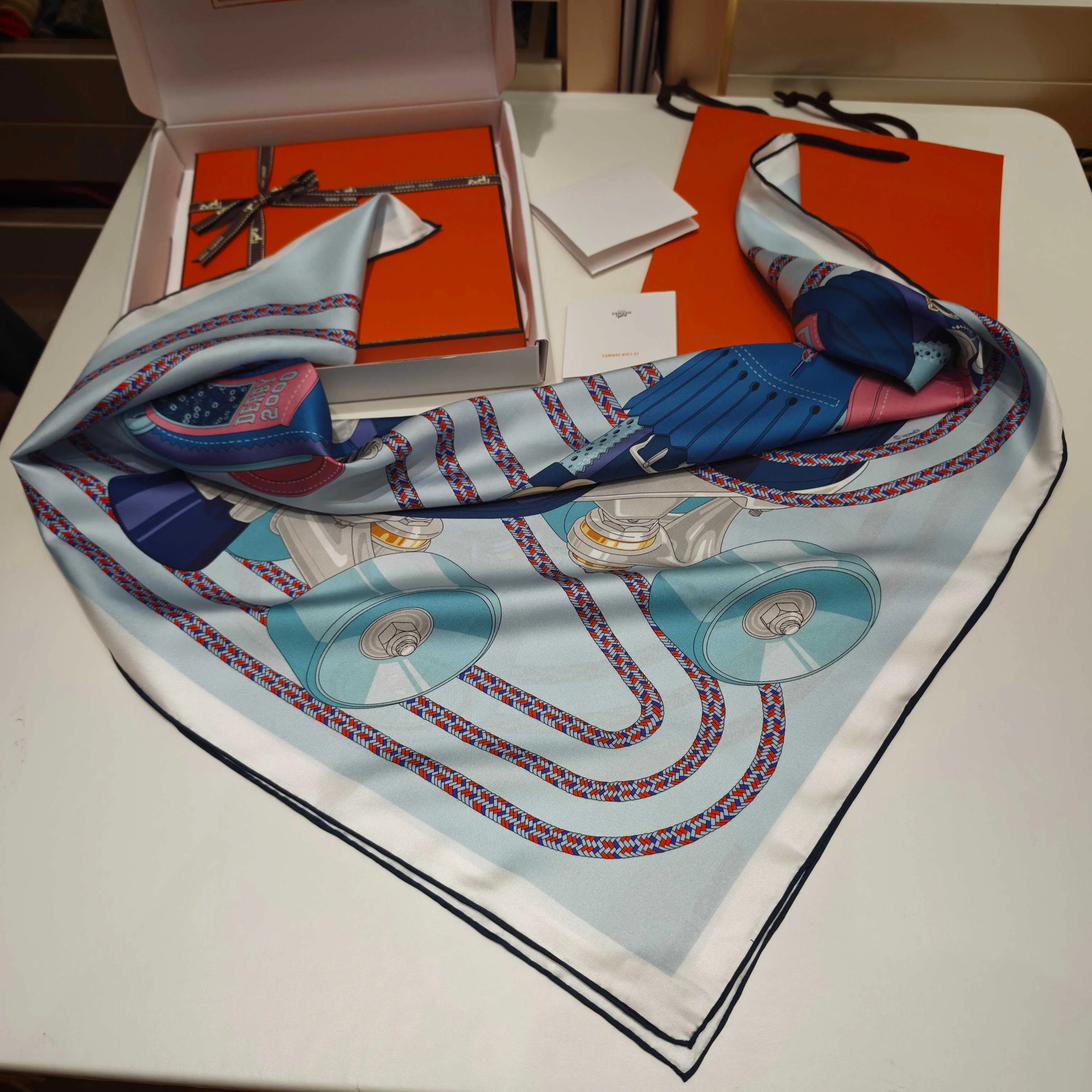 Silk Scarves HERMES 18167143