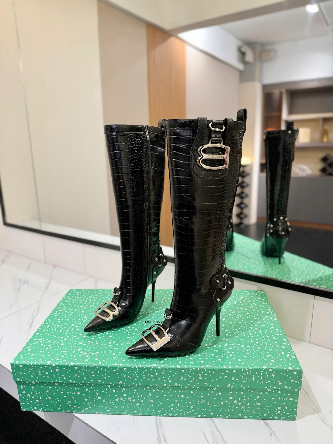 Women's Boots BALENCIAGA 18134863