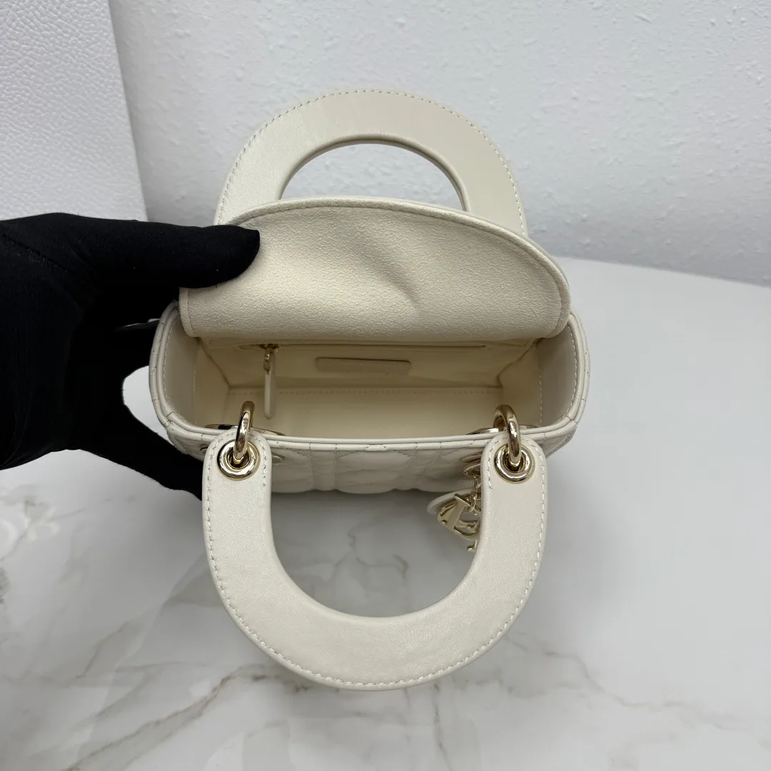 Women's Classic Handbags CHRISTIAN DIOR 18116407