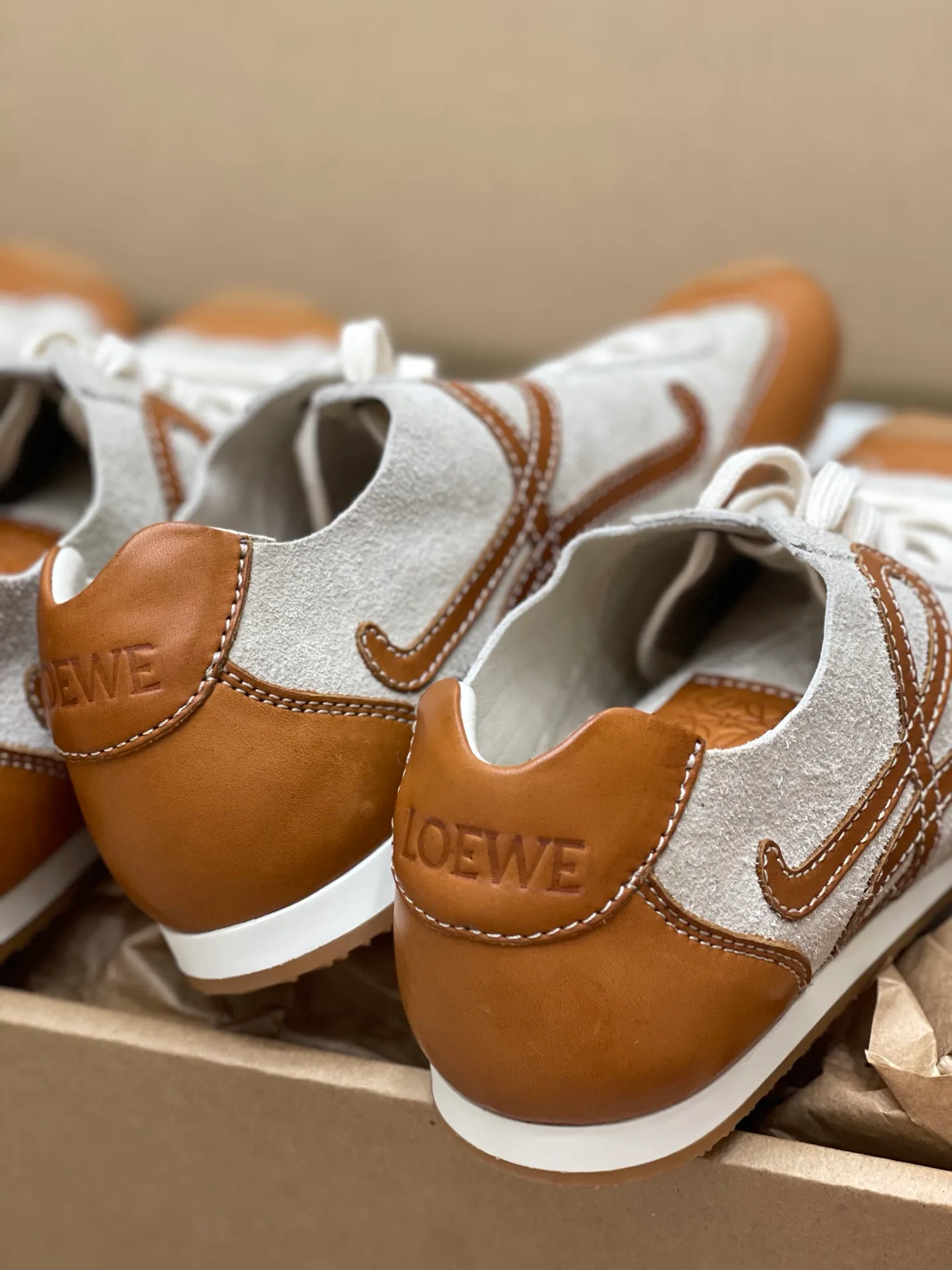 Women's Sneakers LOEWE 18191743