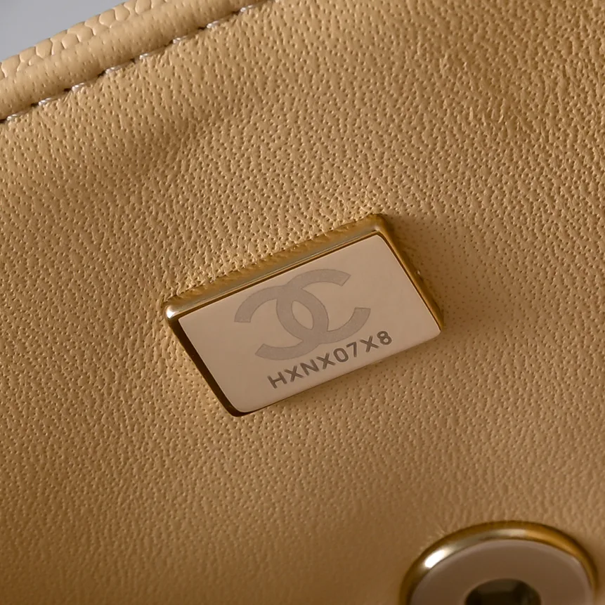 Women's Classic Handbags CHANEL 18147800