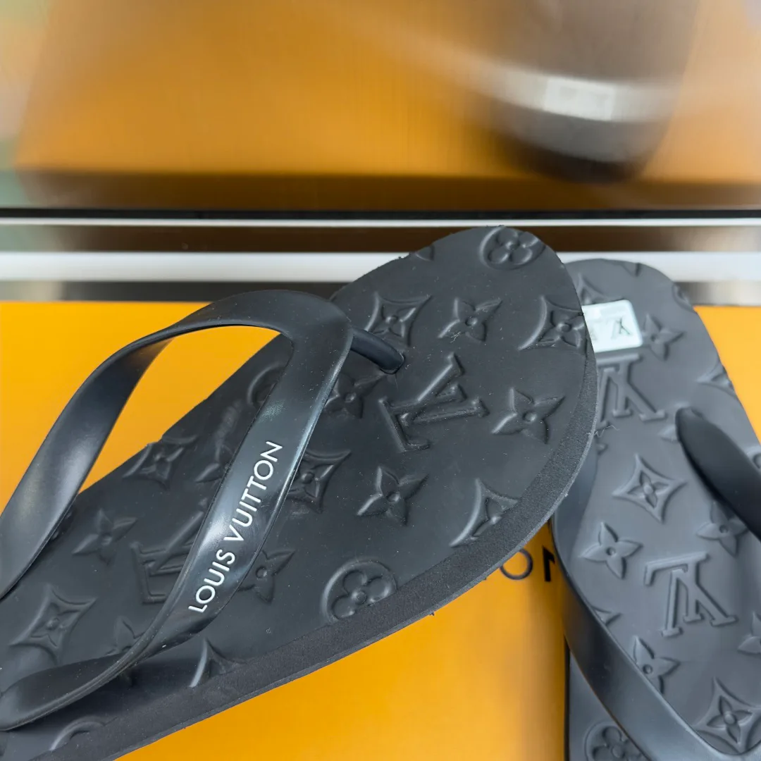 Men's Flip-Flops LOUIS VUITTON 17780712