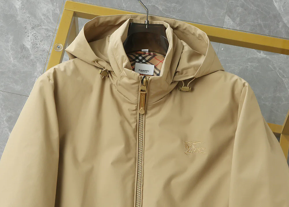 Men's Jackets And Down Jackets BURBERRY 17856490