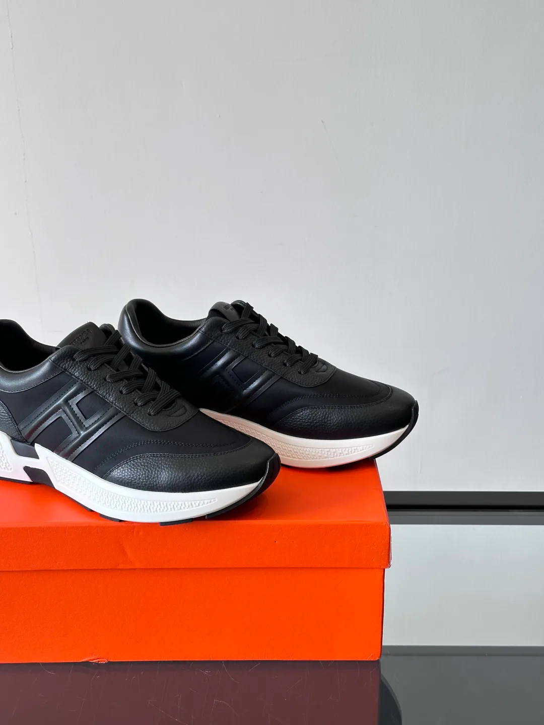 Men's Sneakers HERMES 17906829
