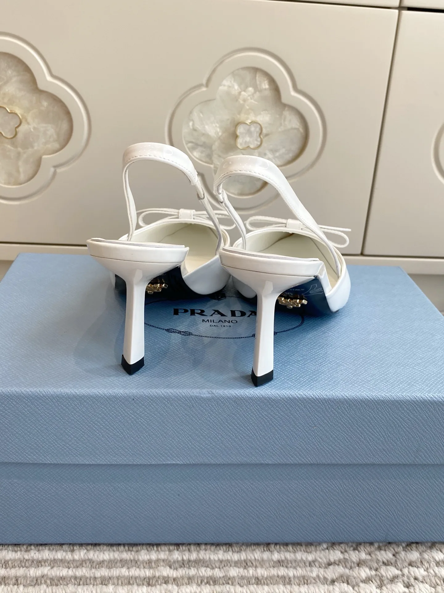 Women's Open-Toe Sandals PRADA 17527314
