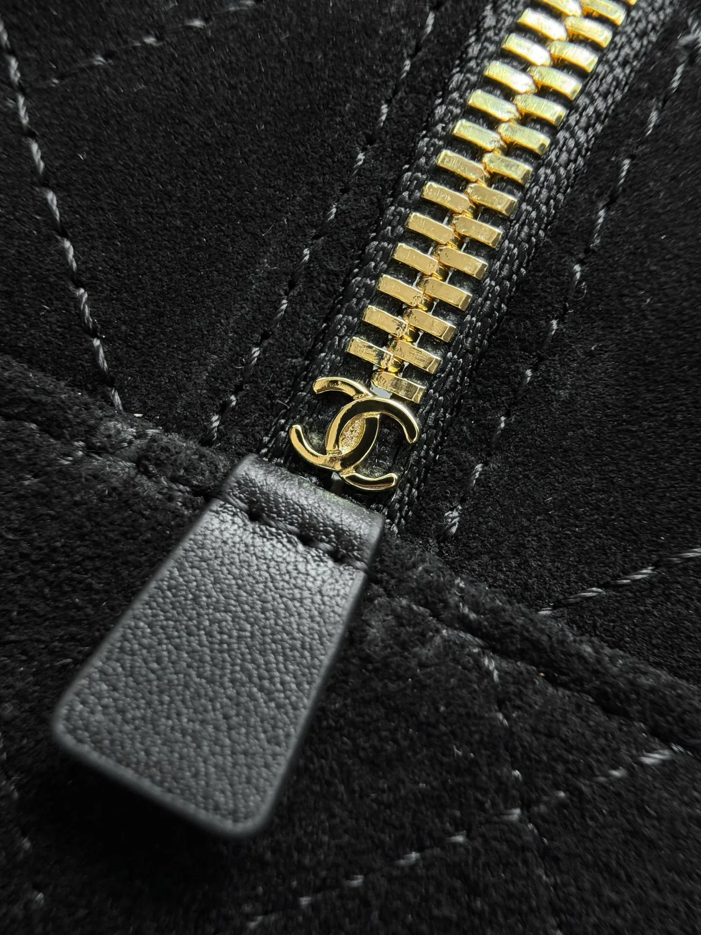 Women's Classic Handbags CHANEL 18147997
