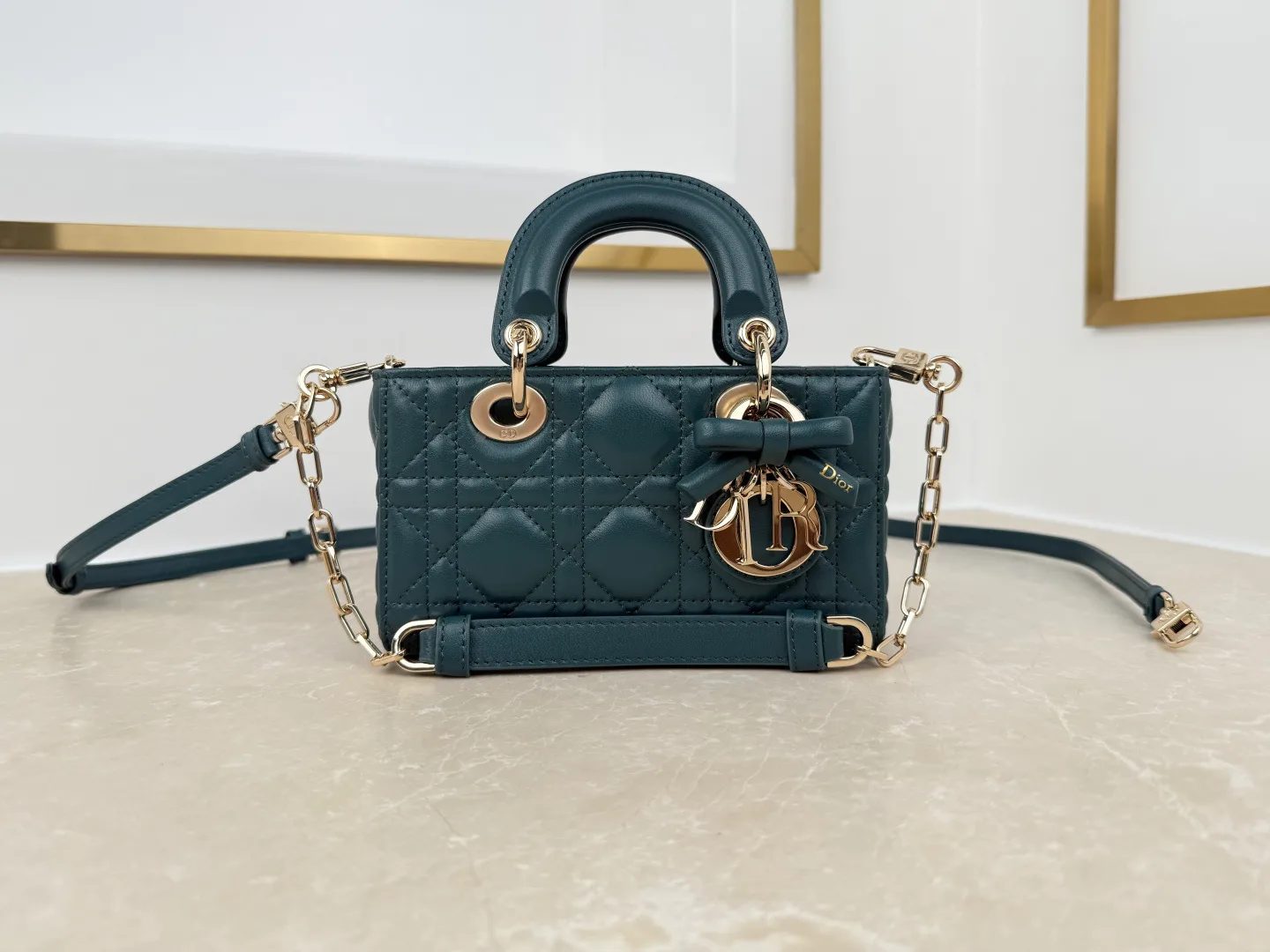 Классические Сумки Женские Christian Dior 18573892