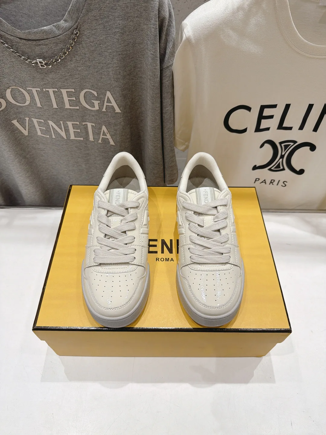 Women's Sneakers FENDI 17908449