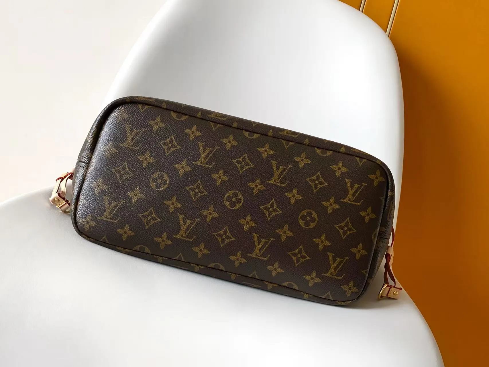 Women's Classic Handbags LOUIS VUITTON 17784882
