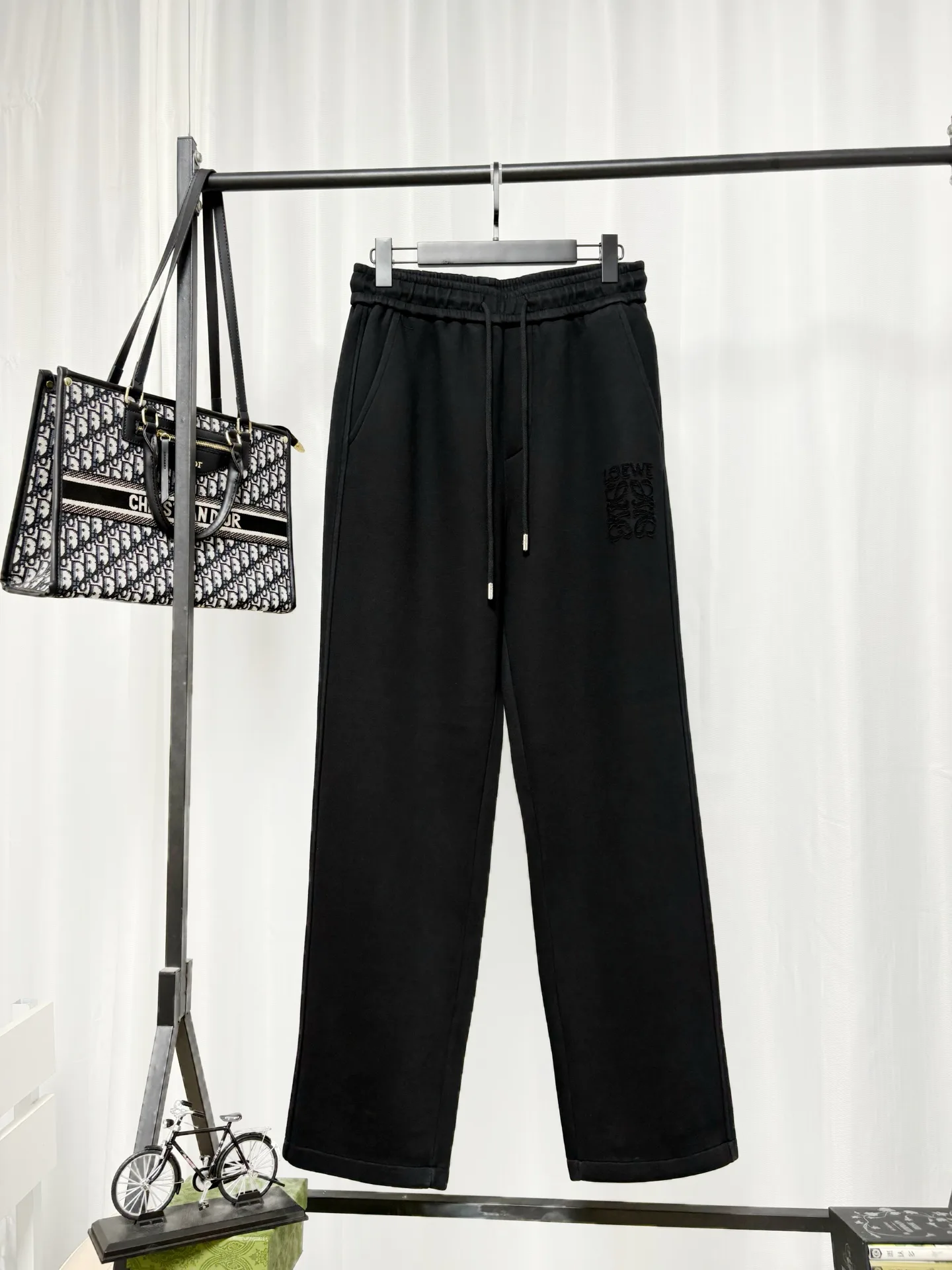 Men's Trousers LOEWE 18179164