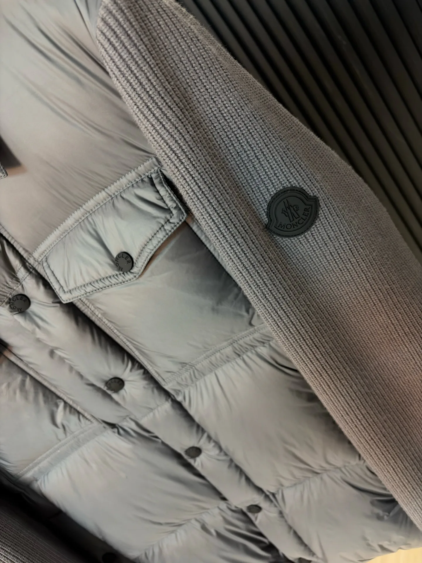 Women's Jackets And Down Jackets MONCLER 18391734