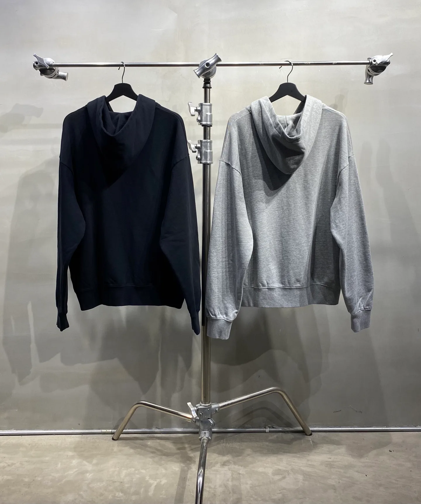 Men's Sweatshirts And Hoodies MIU MIU 18411458
