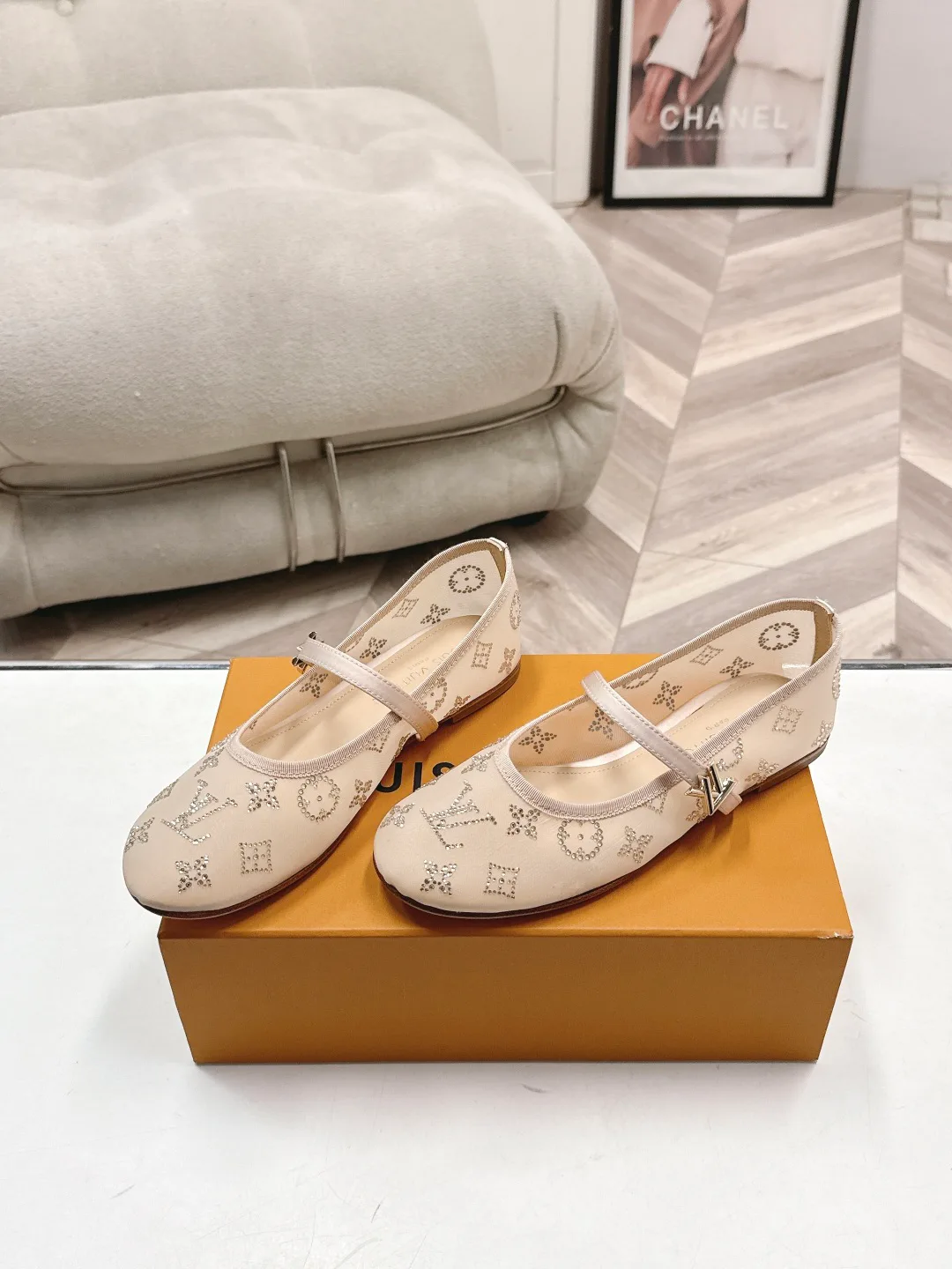 Women's Heels LOUIS VUITTON 17968735