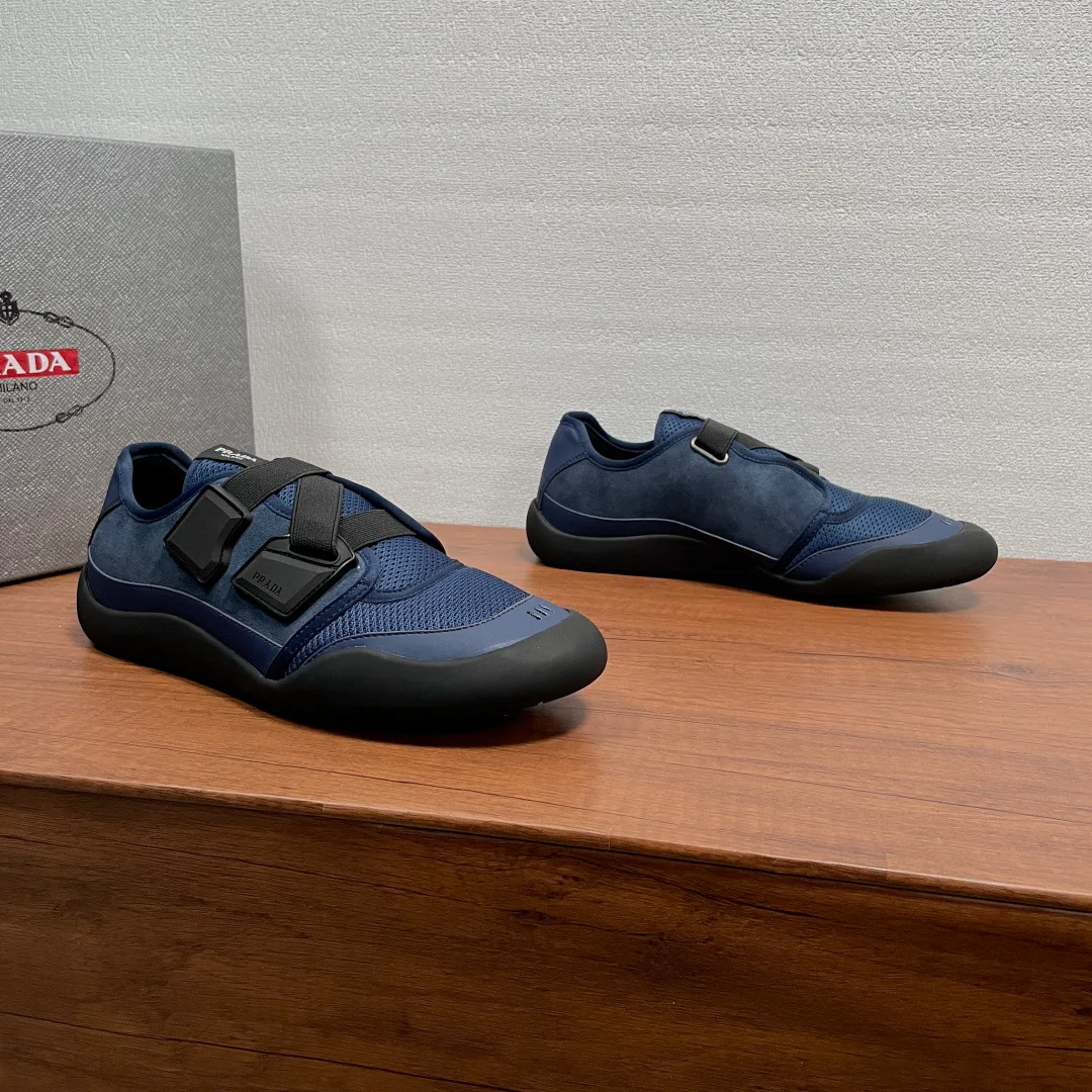 Men's Sneakers PRADA 17298418
