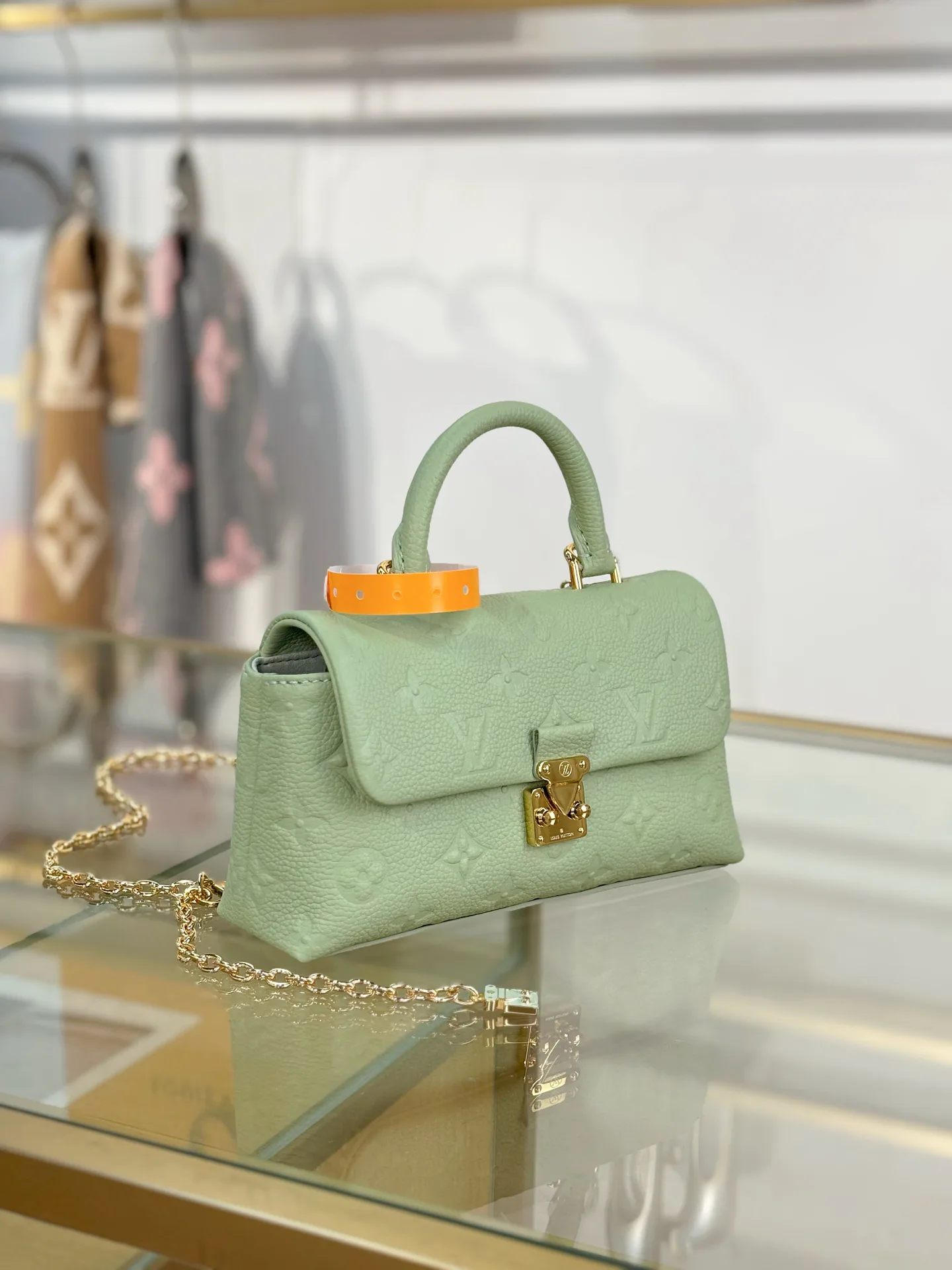 Women's Classic Handbags LOUIS VUITTON 17979805
