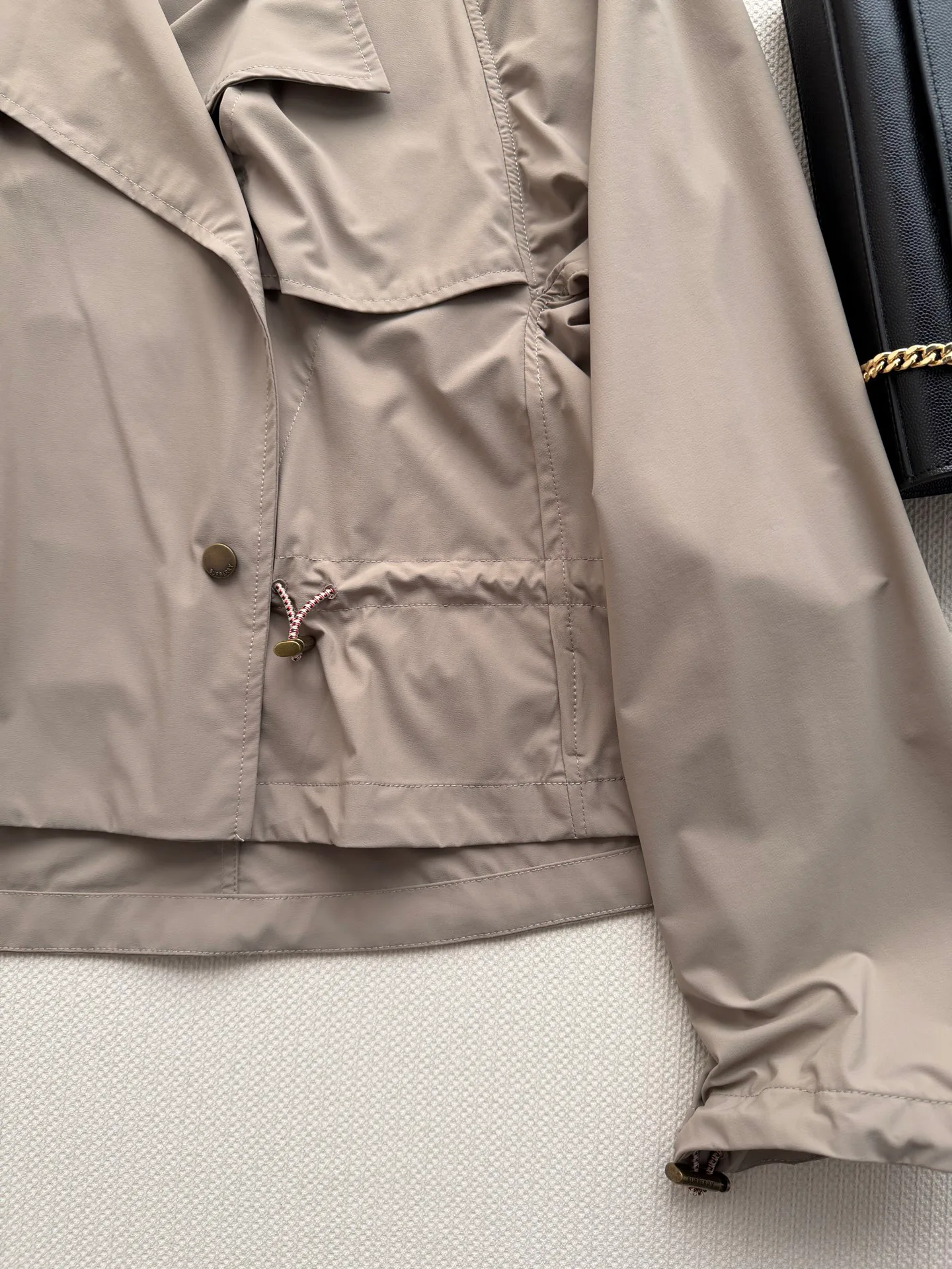 Women's Jackets And Down Jackets BURBERRY 18016190