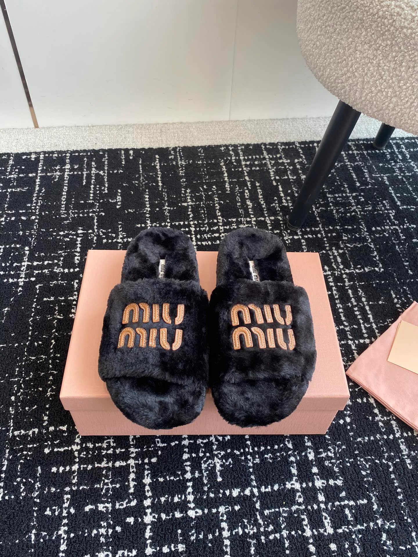 Women's Slippers MIU MIU 18241529