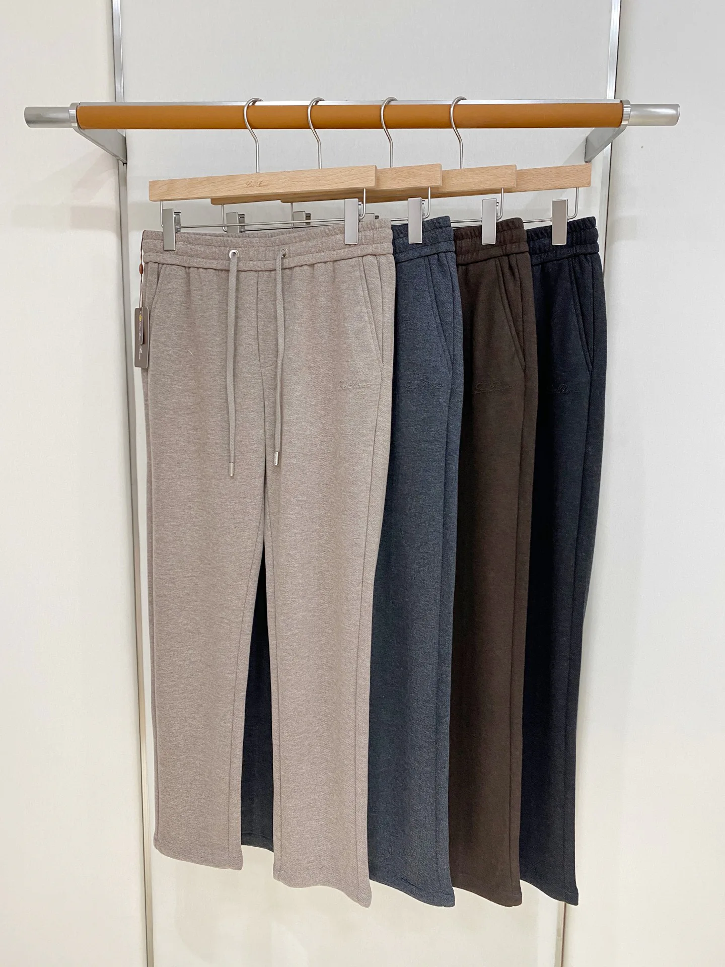 Men's Trousers LORO PIANA 17992971