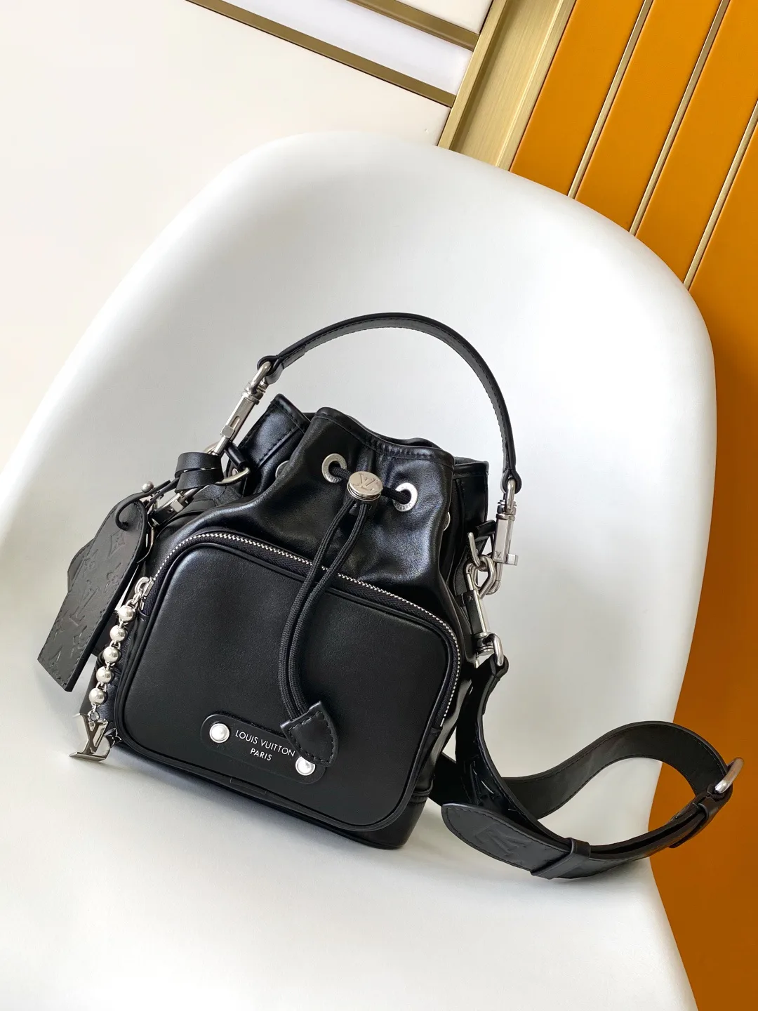 Классические Сумки Женские Louis Vuitton 18664403