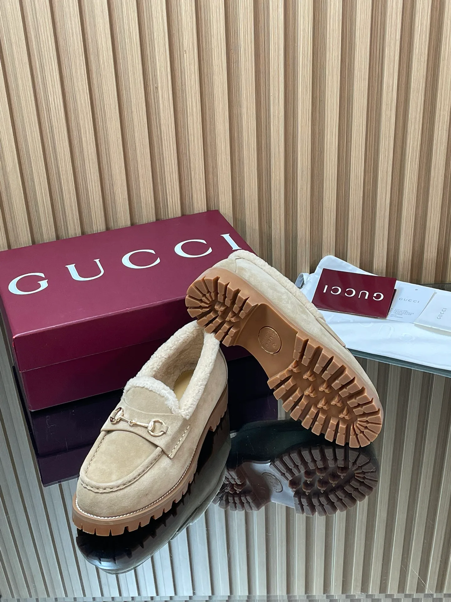 Women's Loafers And Moccasins GUCCI 18187054