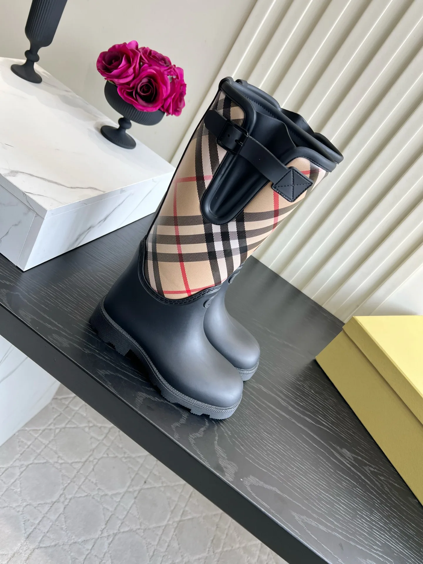 Women's Boots BURBERRY 18170853