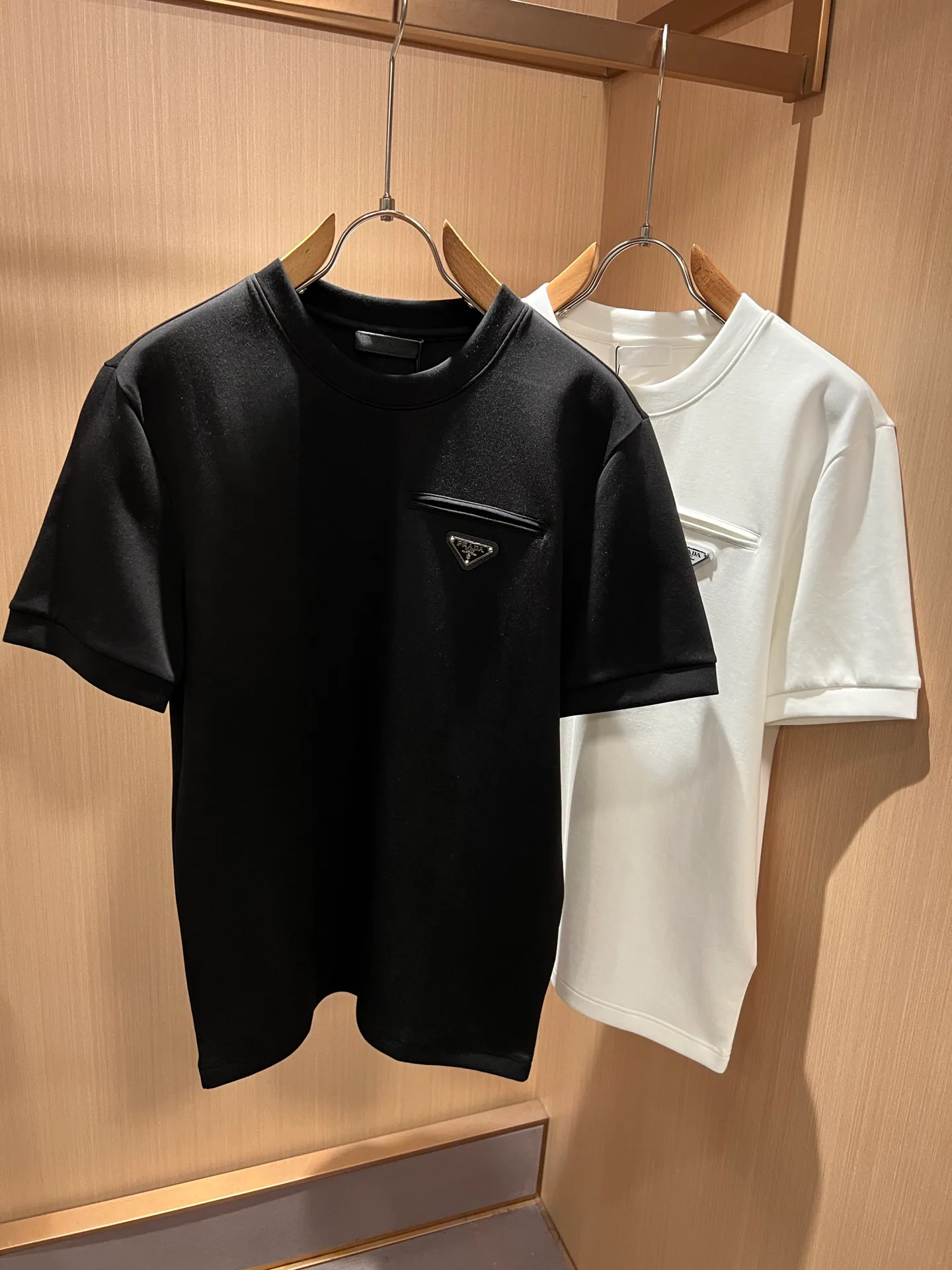 Men's T-Shirts PRADA 18519546