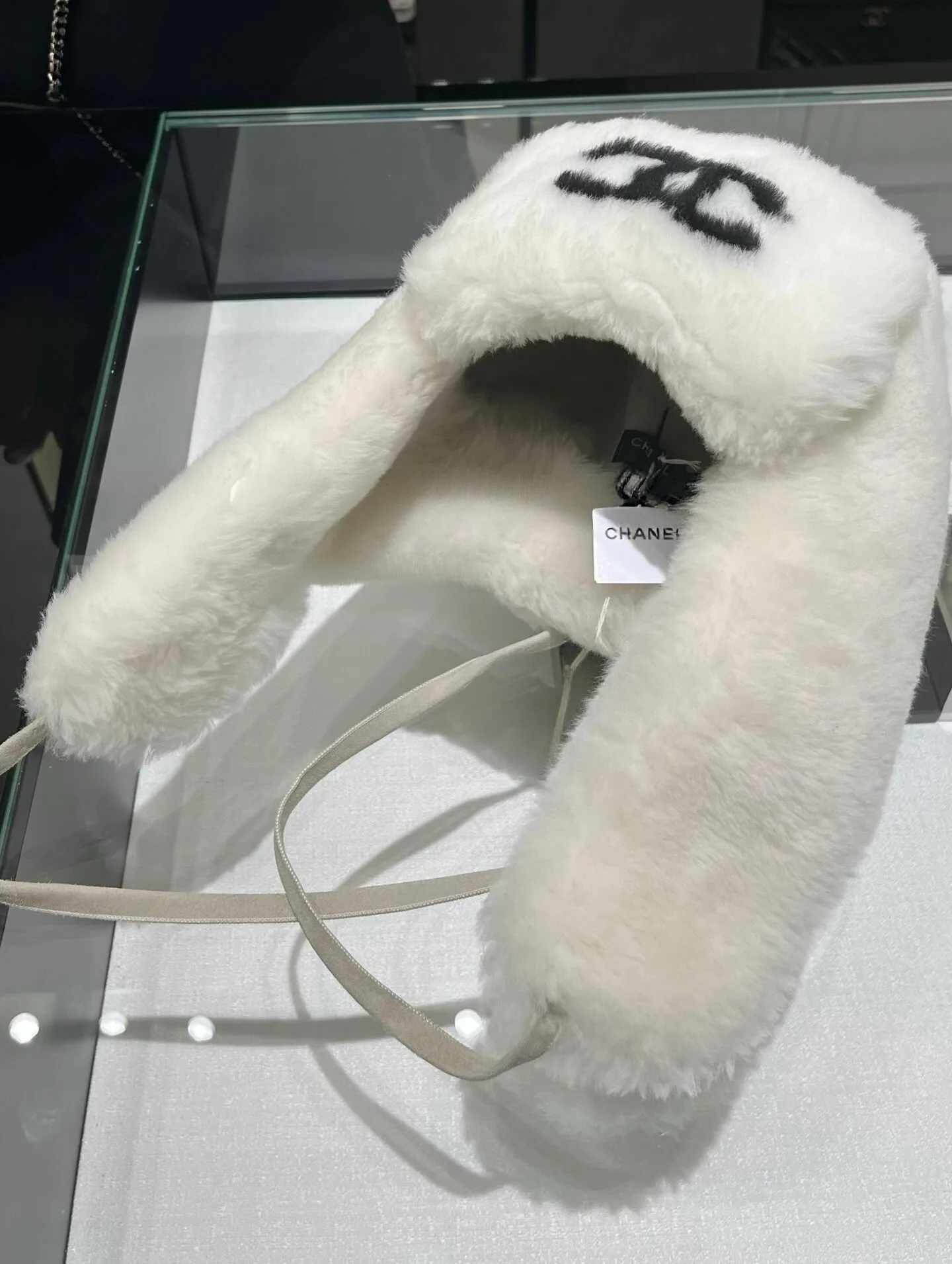 Hats CHANEL 18347937