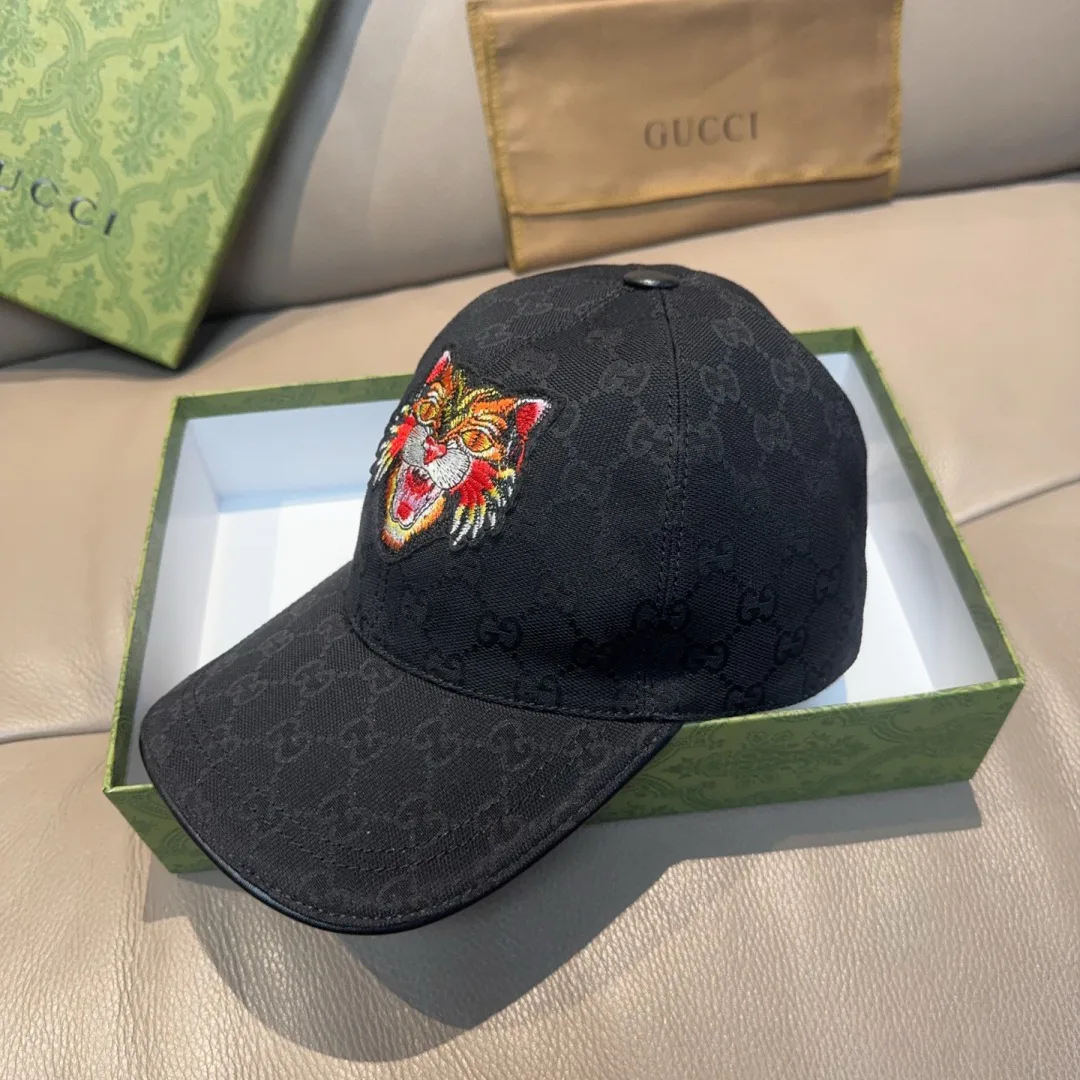 Hats GUCCI 17604812