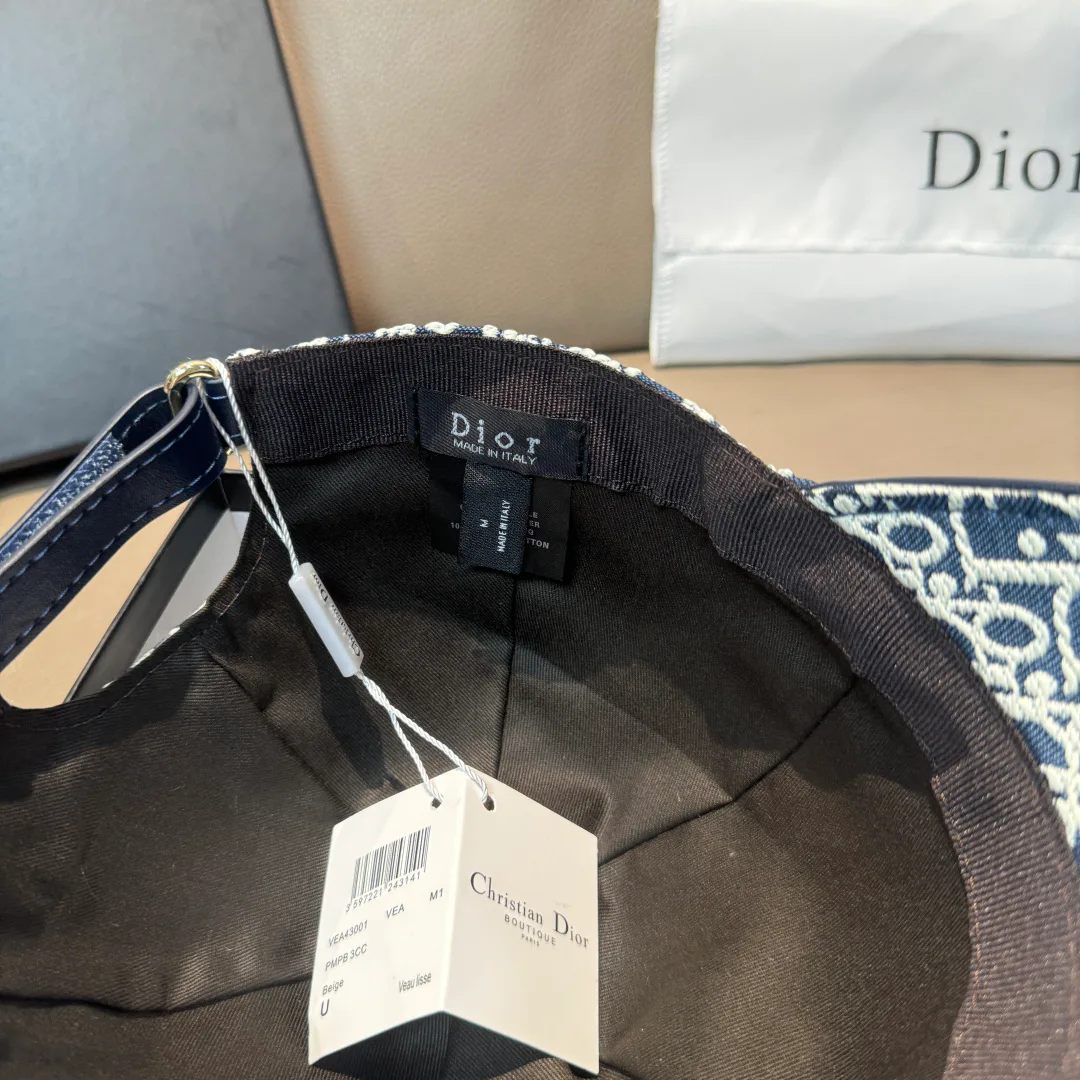 Hats CHRISTIAN DIOR 18105302