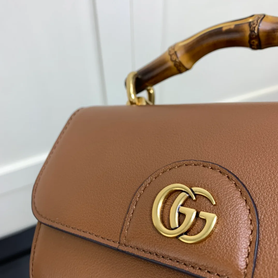 Women's Classic Handbags GUCCI 18262422