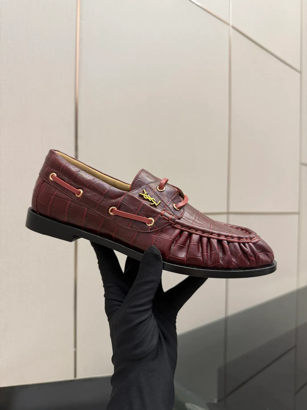 Women's Loafers And Moccasins SAINT LAURENT 17816909